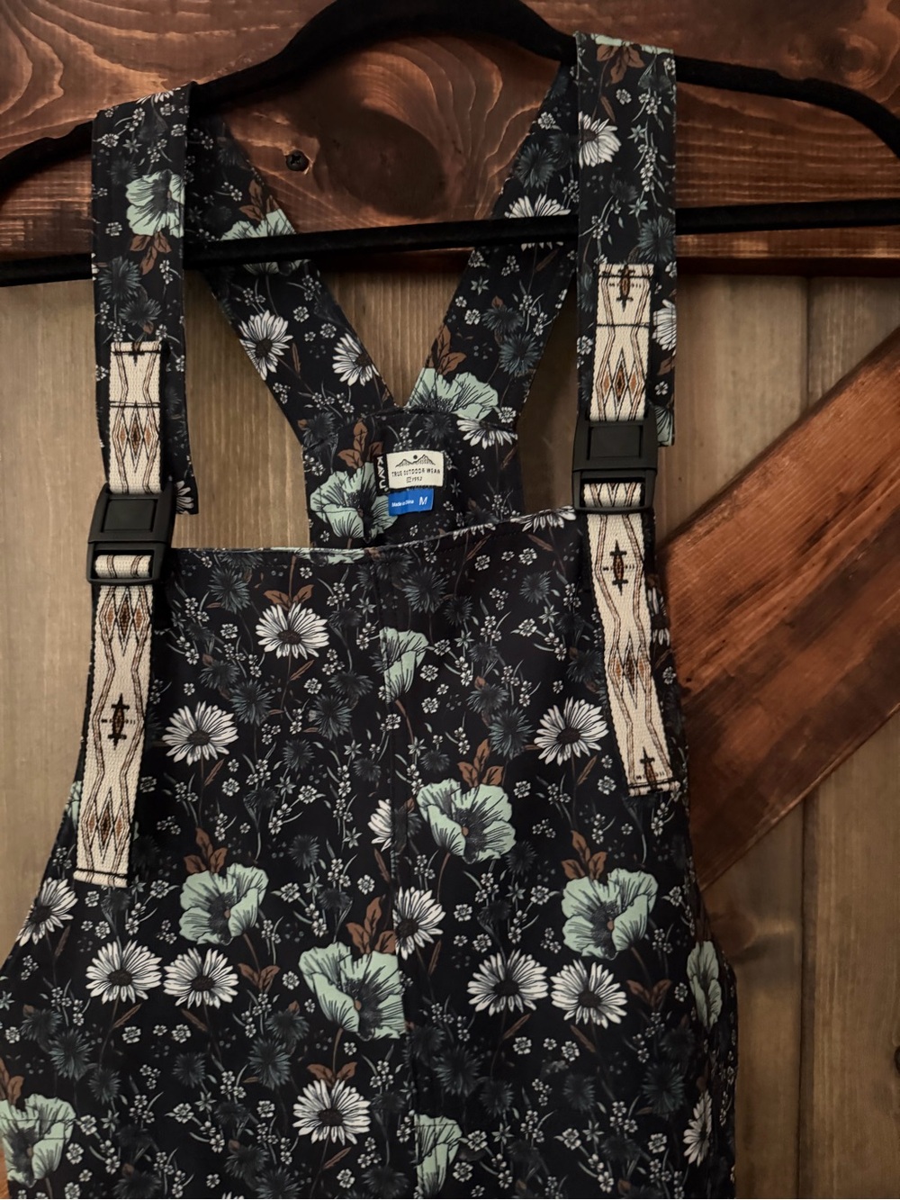 Kavu Floral Overalls in Dark Green and Teal Size Medium - Picture 4 of 6